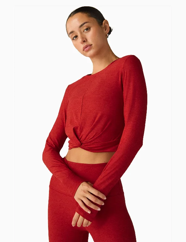 Featherweight Center Stage Cropped Pullover - Ruby Red Heather