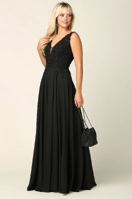 Long Sleeveless Formal Evening Dress