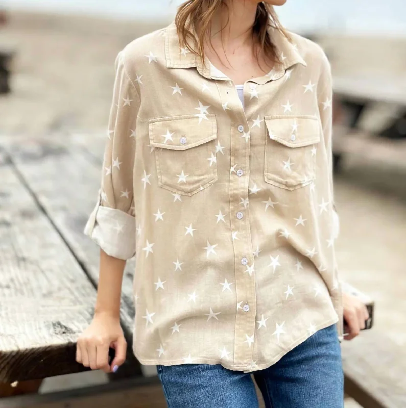 Seeing Stars Shirt In Light Tan